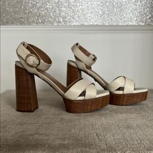 Sam Edelman Nolita Criss Cross Front Ankle Strap-Ivory Platform Sandal size 8.5